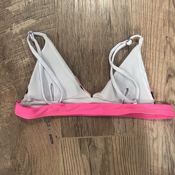 Shein Woman’s Cheetah and Pink Print Bikini Size Small - Picture 3 of 6